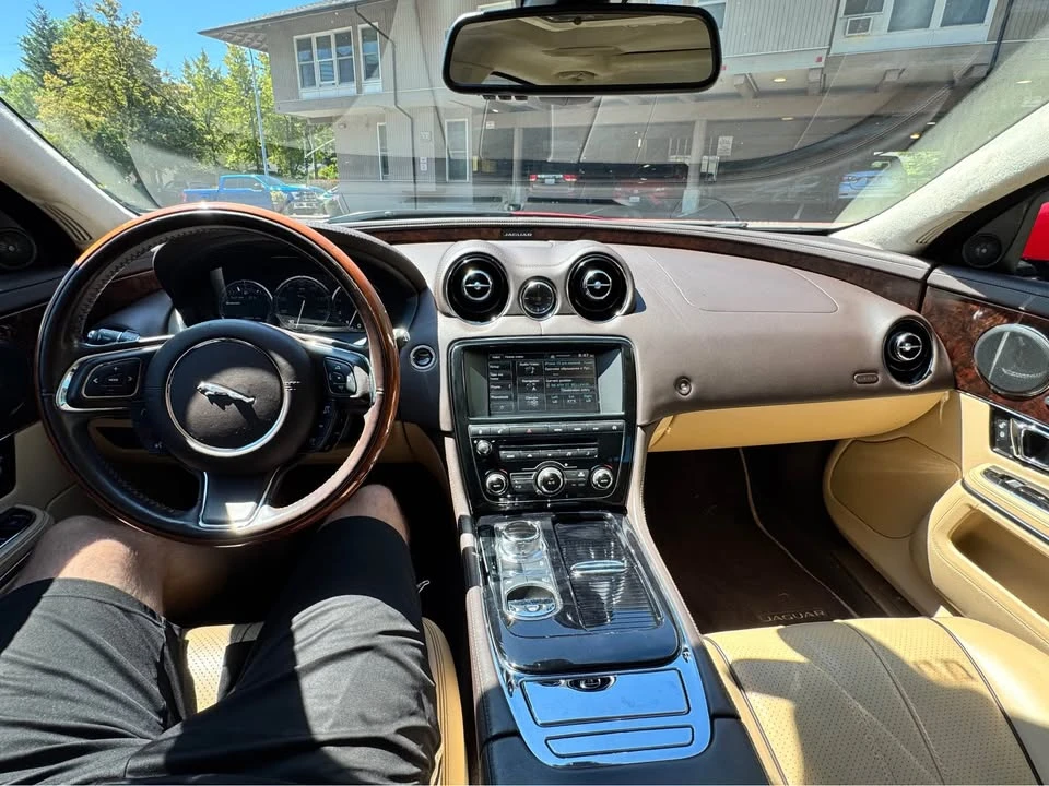 2015 Jaguar X351 XJ - Image 11 of 16