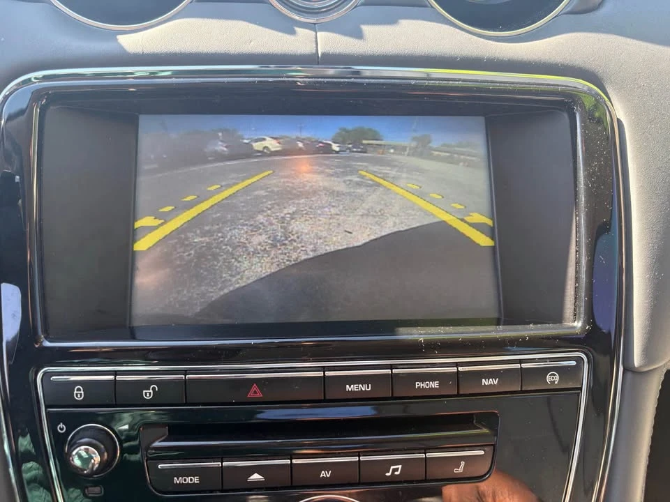 2015 Jaguar X351 XJ - Image 10 of 11