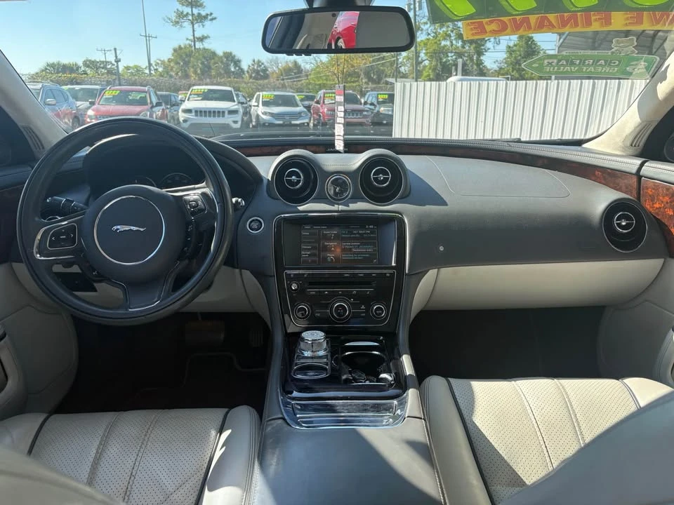 2015 Jaguar X351 XJ - Image 8 of 11