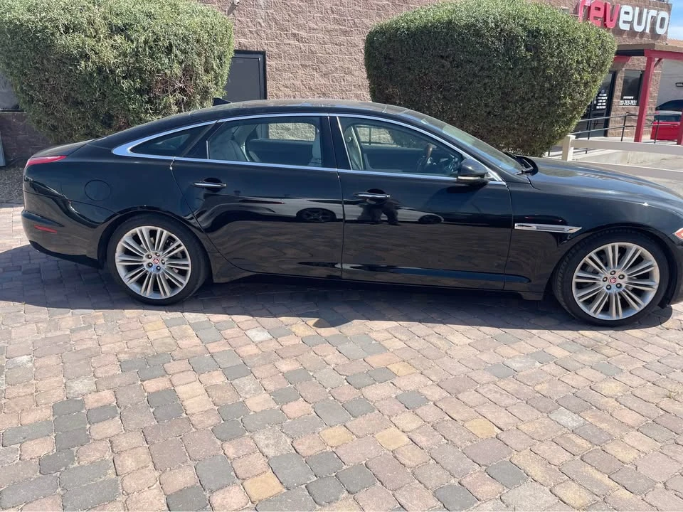 2015 Jaguar X351 XJ - Image 5 of 20