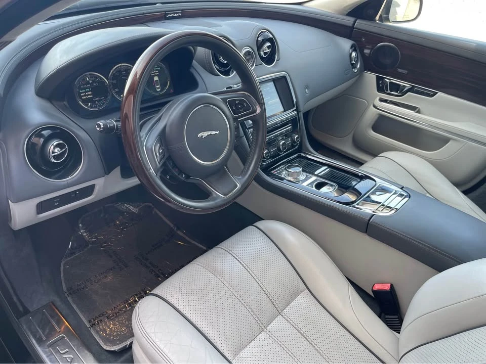 2015 Jaguar X351 XJ - Image 10 of 20