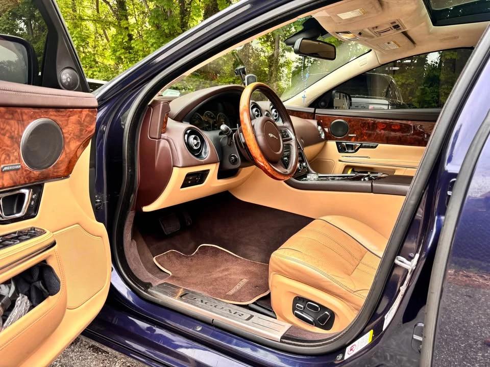 2015 Jaguar X351 XJ - Image 8 of 12