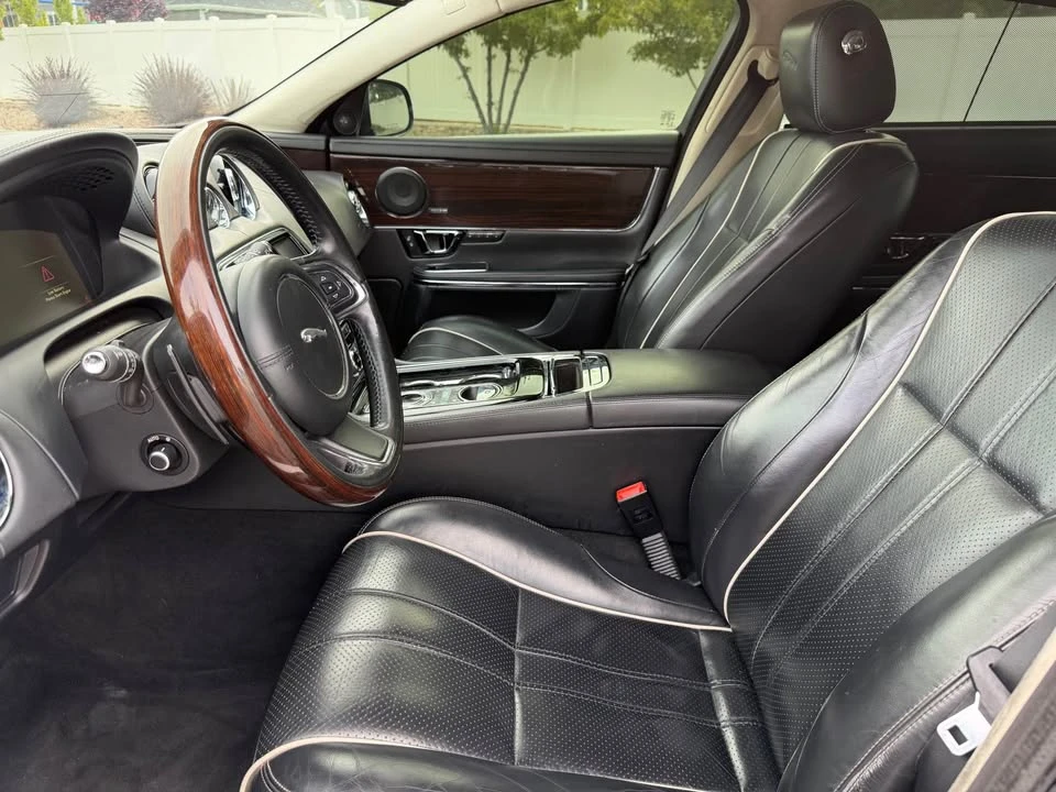 2015 Jaguar X351 XJ - Image 10 of 17