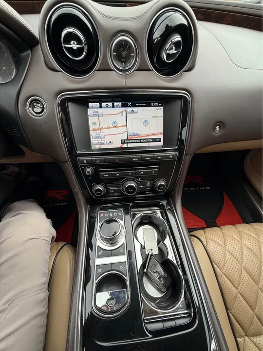 2015 Jaguar X351 XJ - Image 10 of 14
