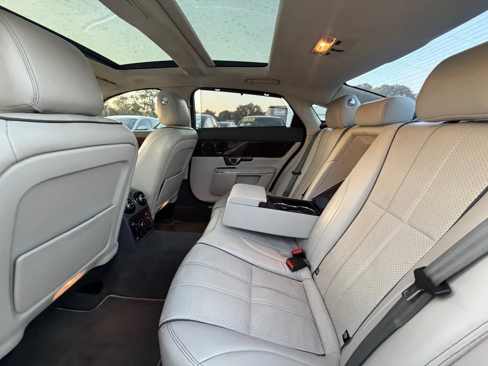 2015 Jaguar X351 XJ - Image 8 of 16