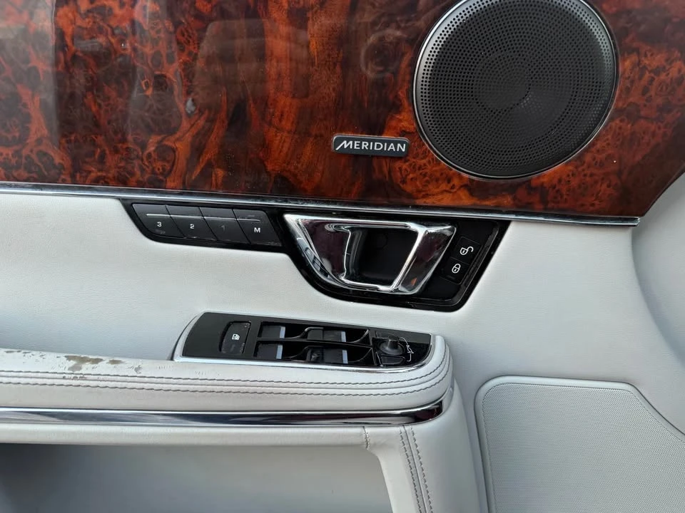 2015 Jaguar X351 XJ - Image 16 of 16