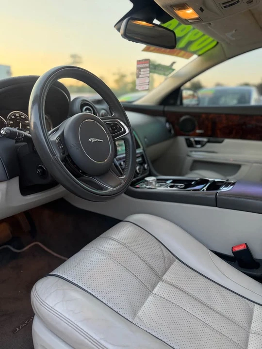 2015 Jaguar X351 XJ - Image 6 of 16