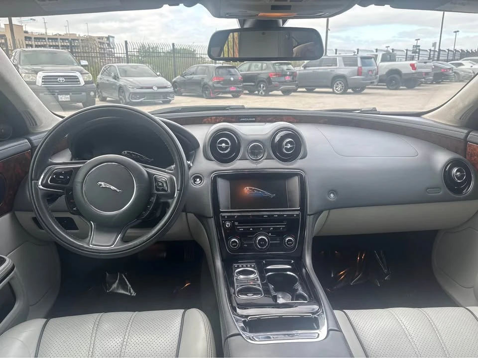 2015 Jaguar X351 XJ - Image 3 of 8