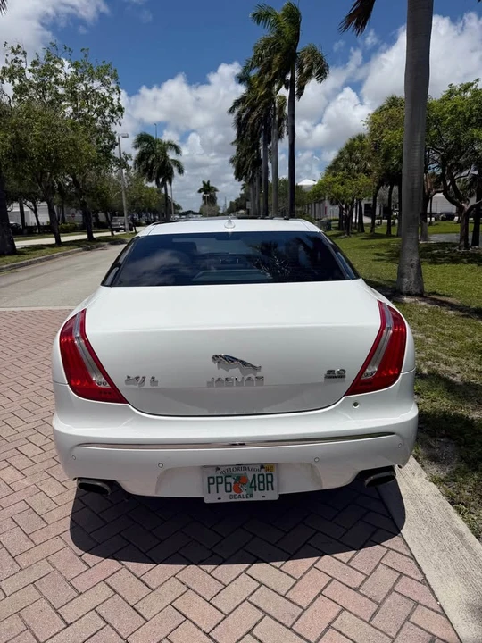 2015 Jaguar X351 XJ - Image 8 of 13