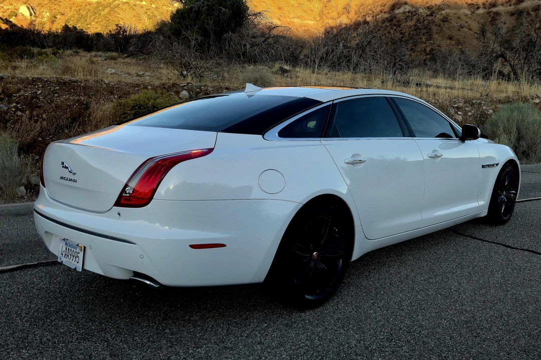 2015 Jaguar X351 XJ - Image 4 of 31