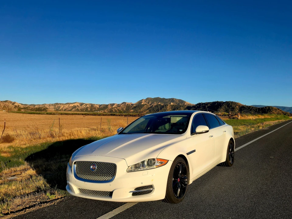 2015 Jaguar X351 XJ - Image 7 of 31