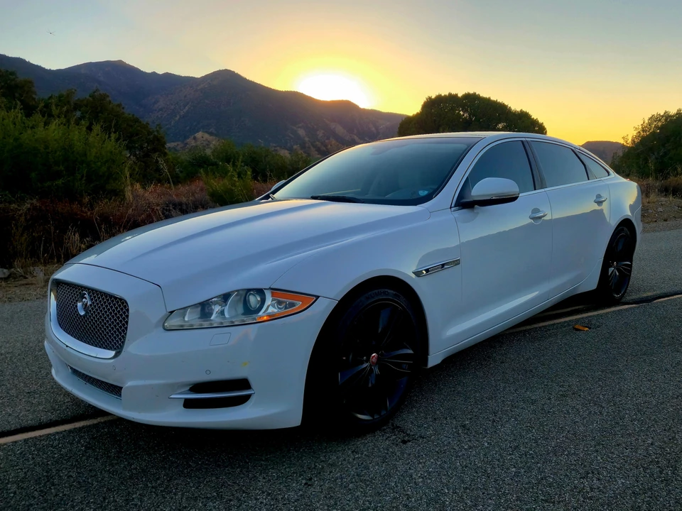 2015 Jaguar X351 XJ - Image 9 of 31