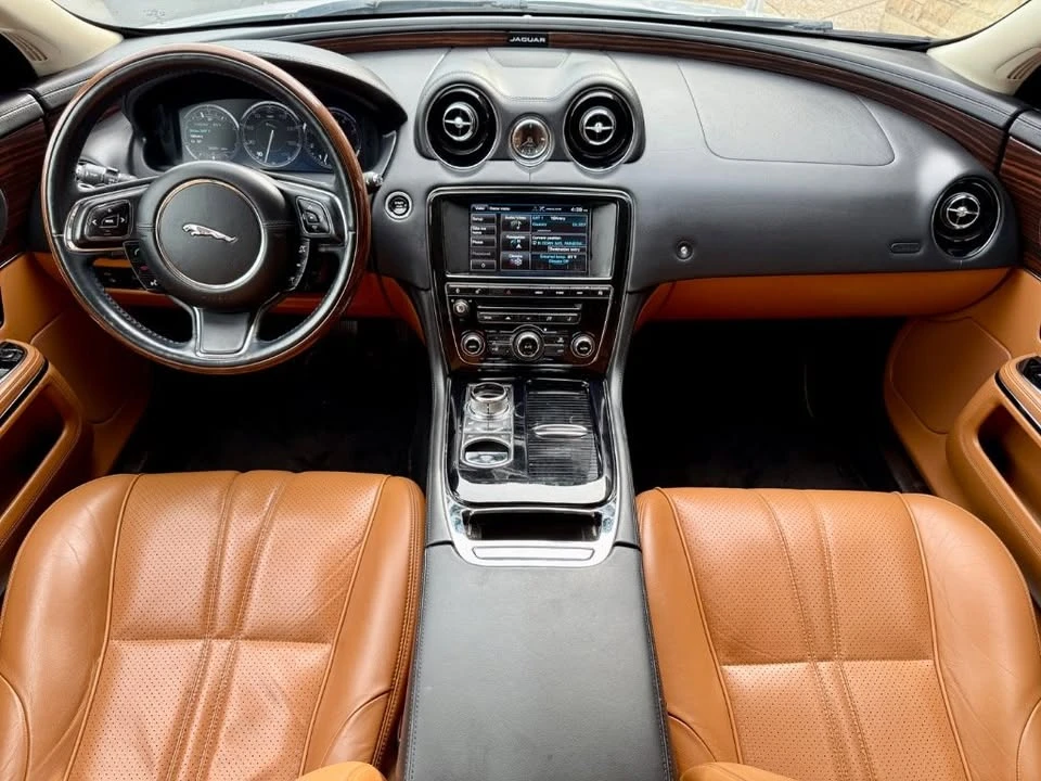 2015 Jaguar X351 XJ - Image 13 of 20
