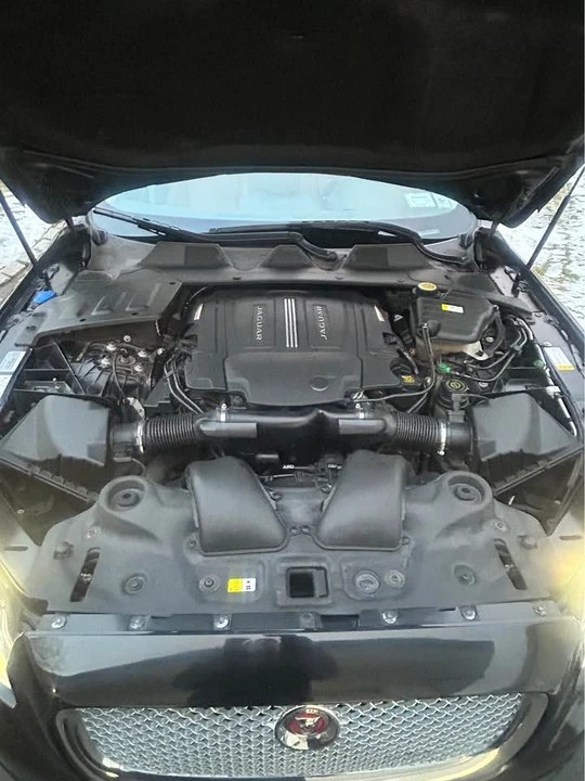 2015 Jaguar X351 XJ - Image 2 of 8