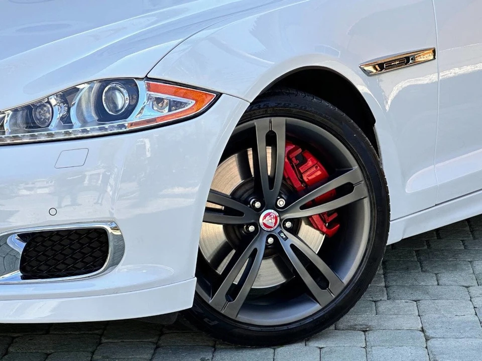 2015 Jaguar X351 XJR - Image 3 of 24