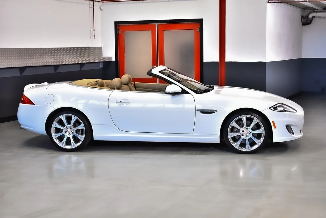 2015 Jaguar X150 XK - Image 10 of 30