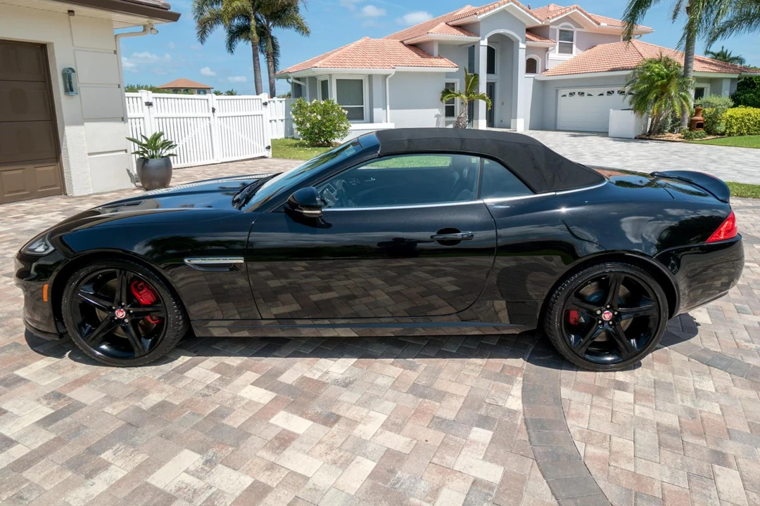 2015 Jaguar X150 XKR - Image 3 of 31