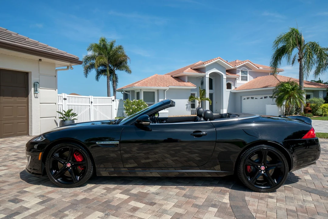 2015 Jaguar X150 XKR - Image 14 of 31
