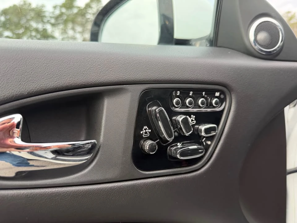 2015 Jaguar X150 XKR - Image 10 of 19