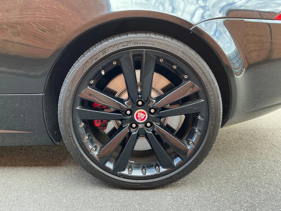 2015 Jaguar X150 XKR - Image 25 of 31
