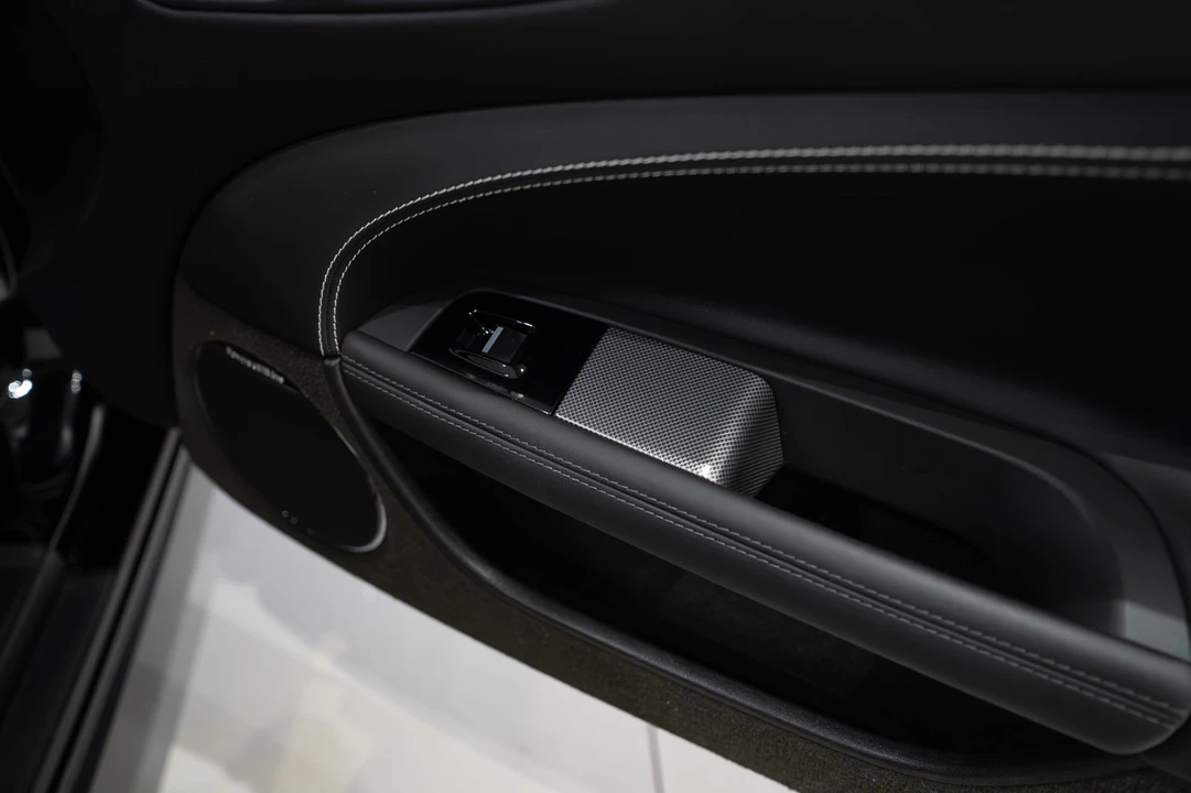 2015 Jaguar X150 XKR - Image 23 of 31
