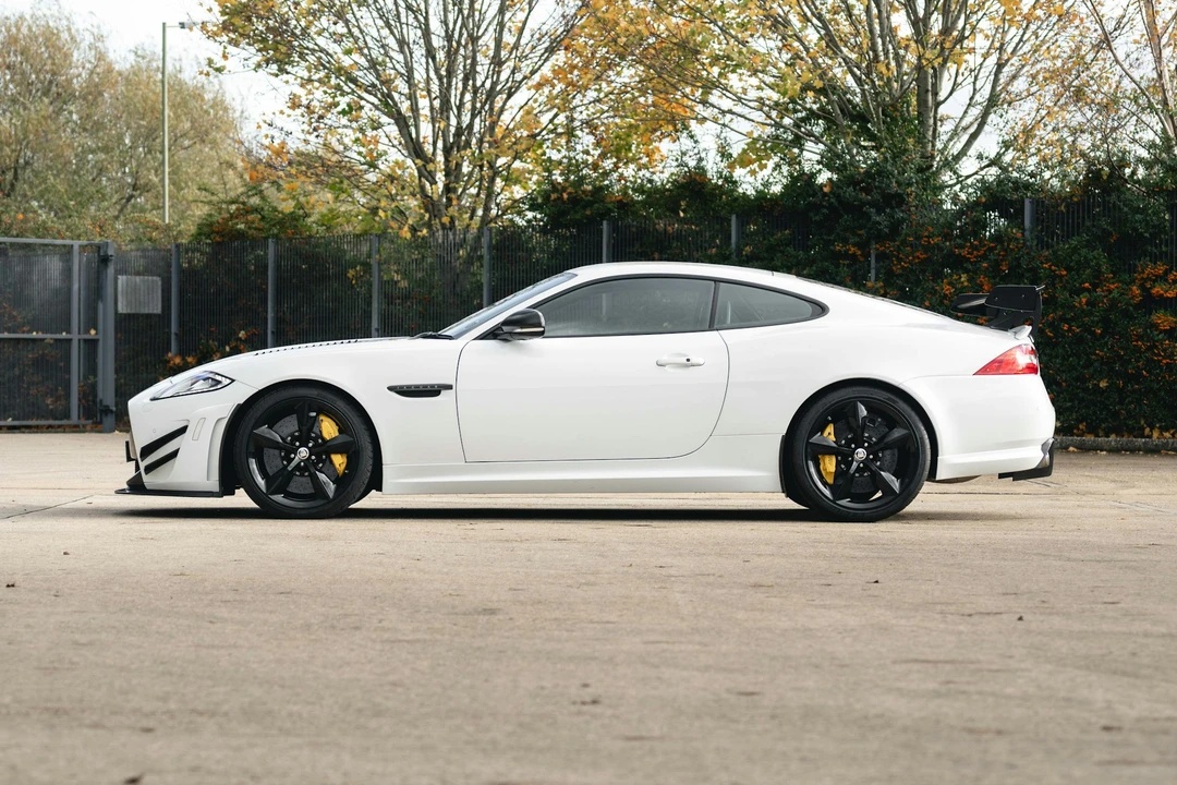 2015 Jaguar X150 XKR - Image 12 of 21