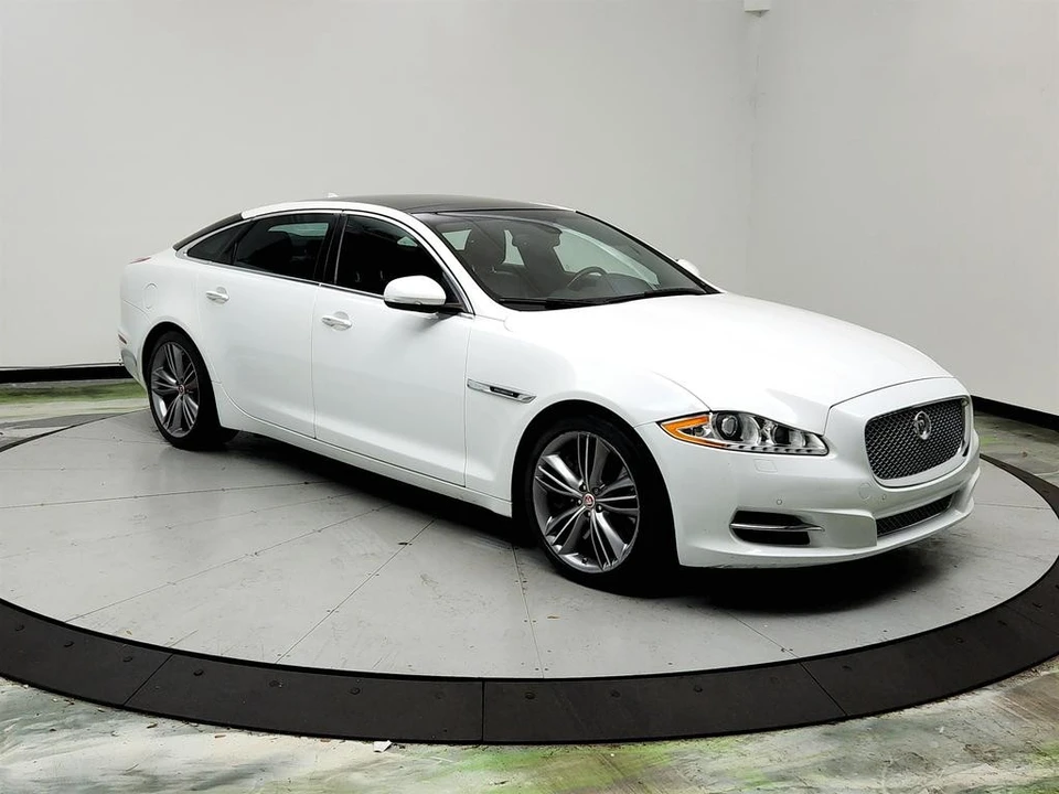 2015 Jaguar X351 XJ - Image 3 of 12