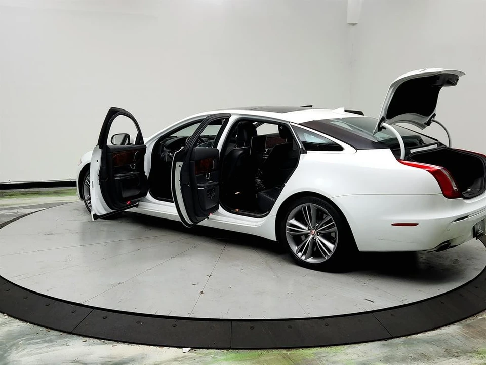 2015 Jaguar X351 XJ - Image 12 of 12