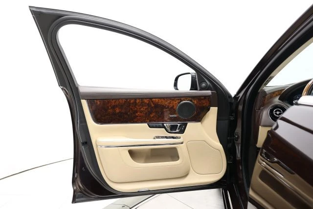2015 Jaguar X351 XJ - Image 10 of 12
