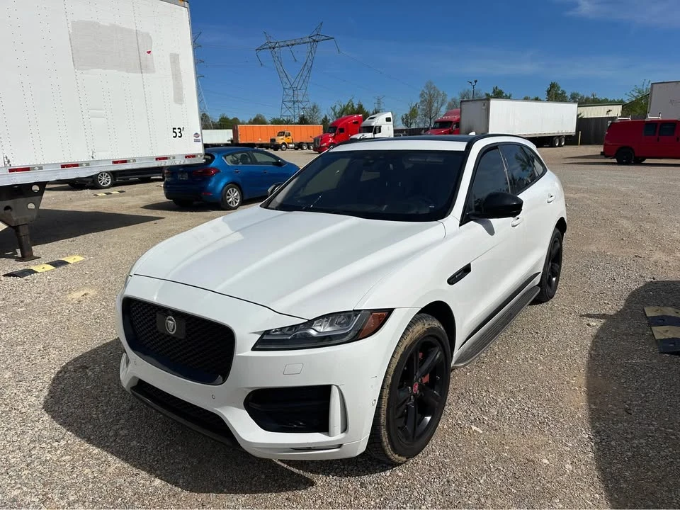 2015 Jaguar F-Pace - Image 4 of 11