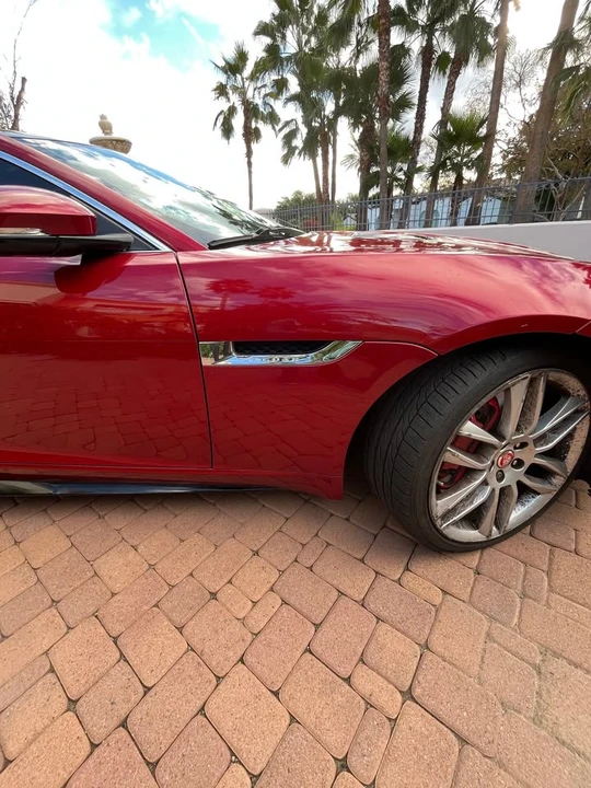 2015 Jaguar F-Type R 1st Gen - Image 7 of 15