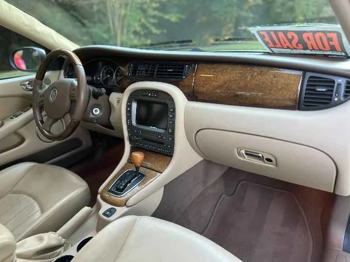 2015 Jaguar X-Type - Image 5 of 6