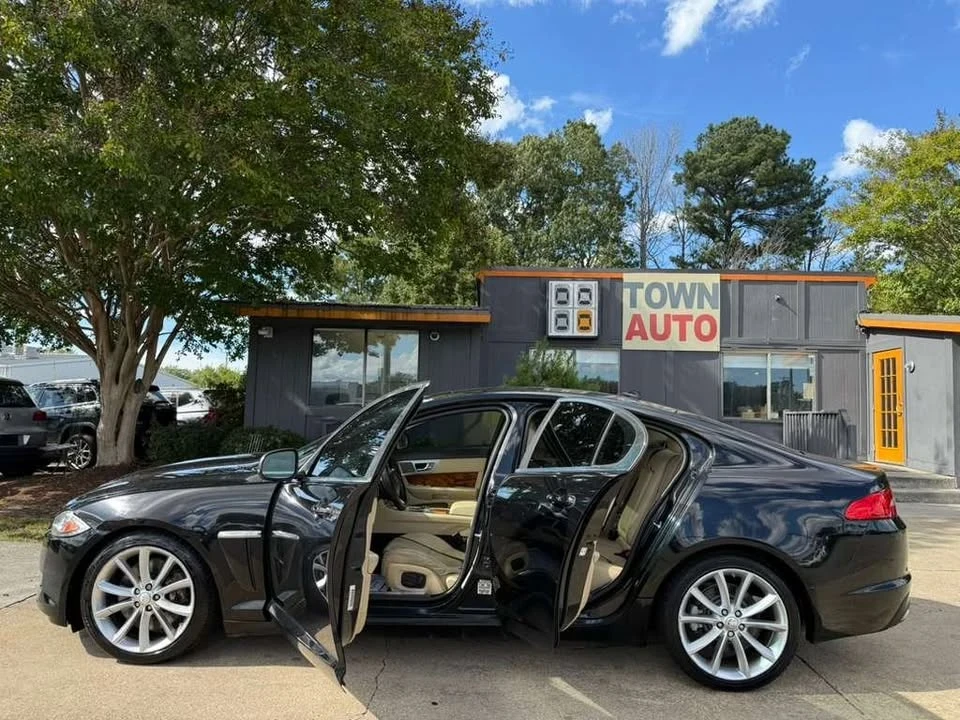2015 Jaguar X250 XF - Image 10 of 19