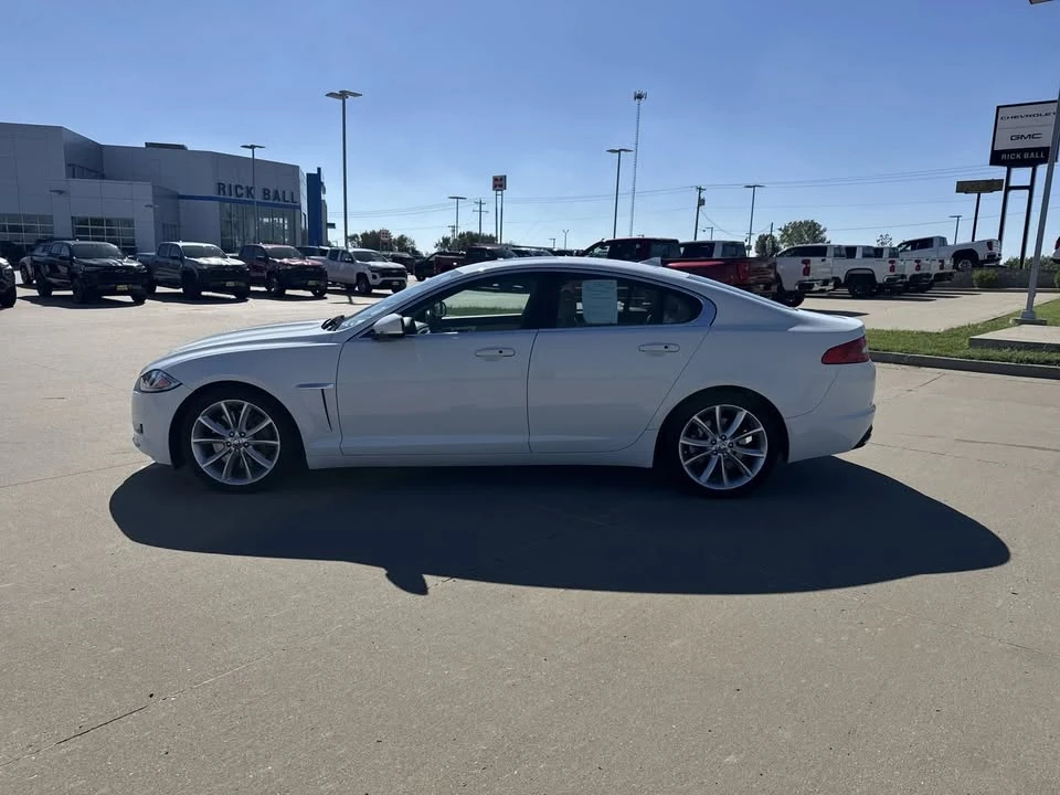 2015 Jaguar X250 XF - Image 2 of 17