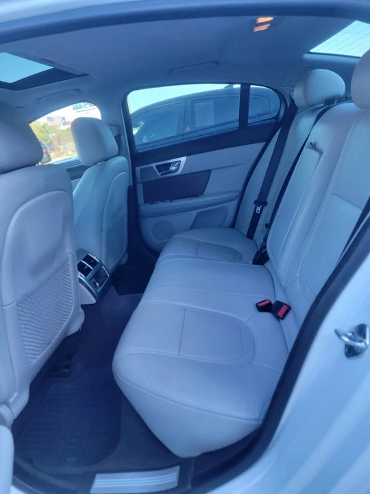 2015 Jaguar X250 XF - Image 9 of 10