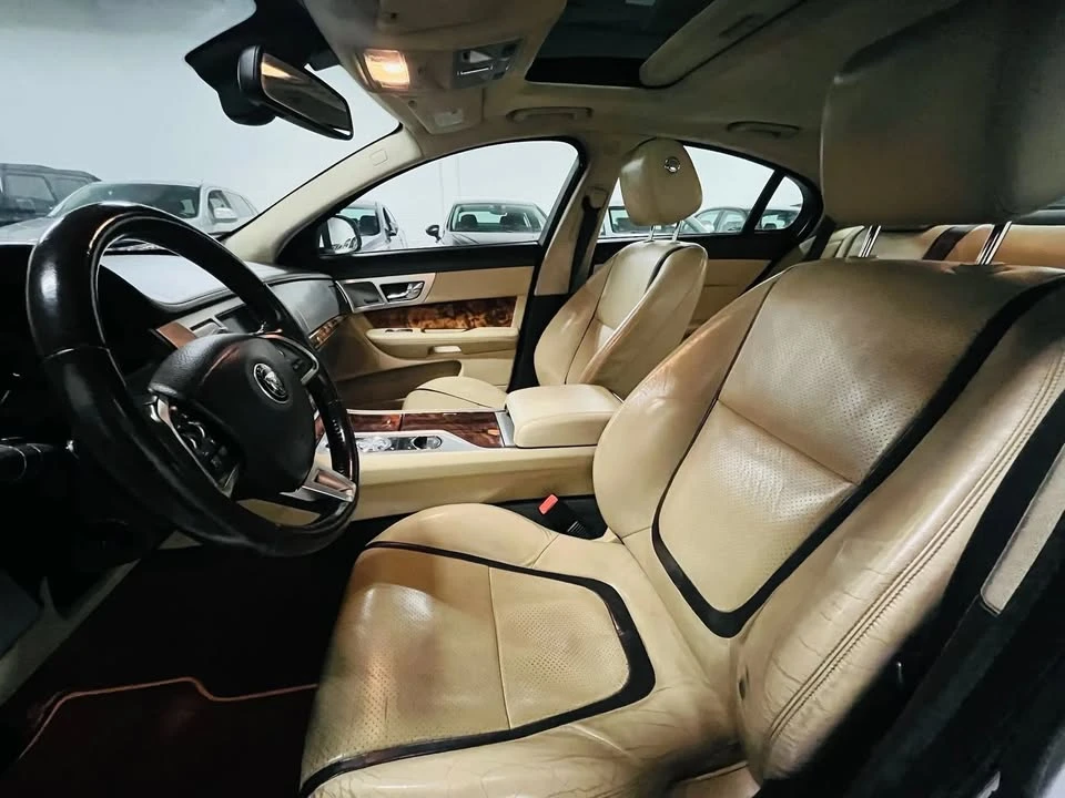 2015 Jaguar X250 XF - Image 16 of 19