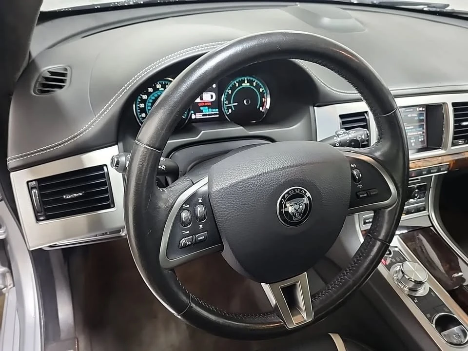 2015 Jaguar X250 XF - Image 10 of 17