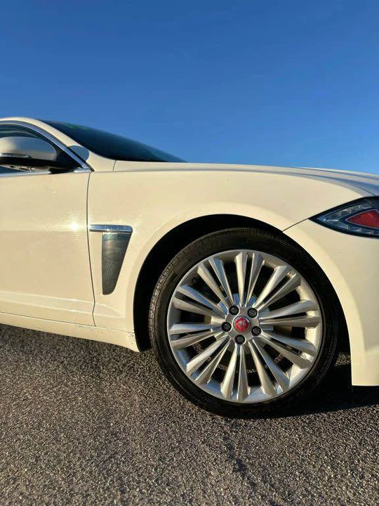 2015 Jaguar X250 XF - Image 5 of 12