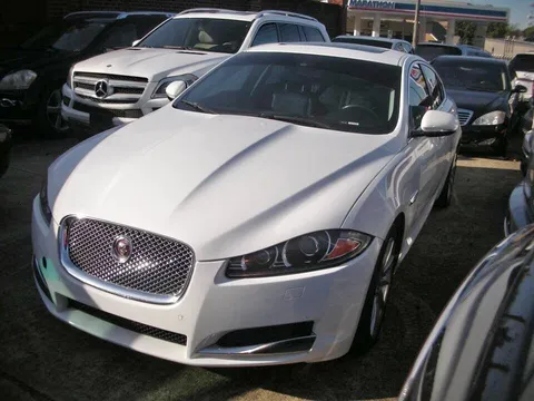 2015 Jaguar XF