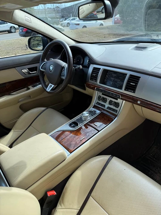 2015 Jaguar X250 XF - Image 6 of 17