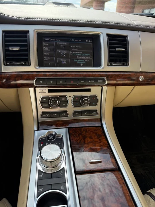 2015 Jaguar X250 XF - Image 17 of 17