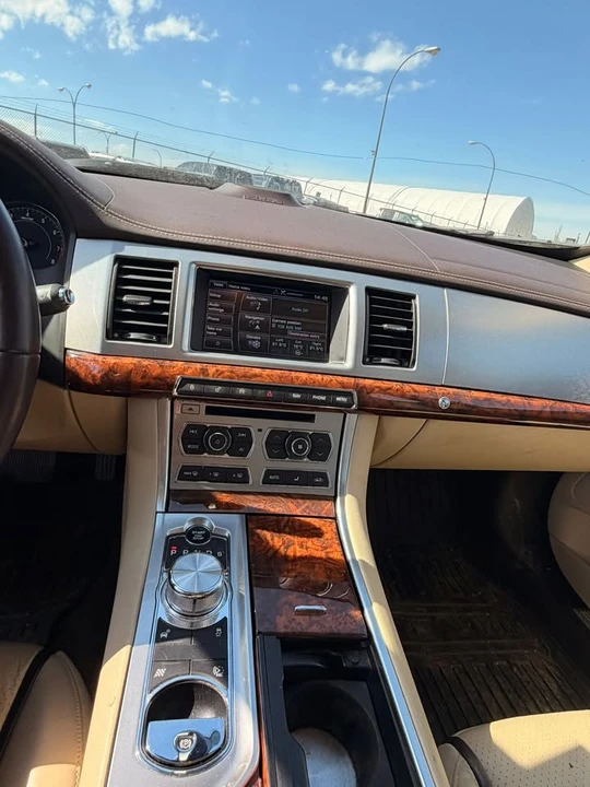 2015 Jaguar X250 XF - Image 11 of 12