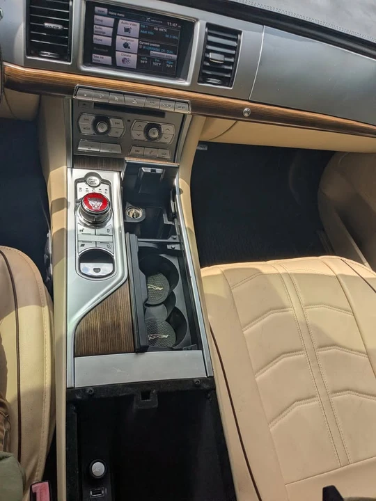 2015 Jaguar X250 XF - Image 5 of 19