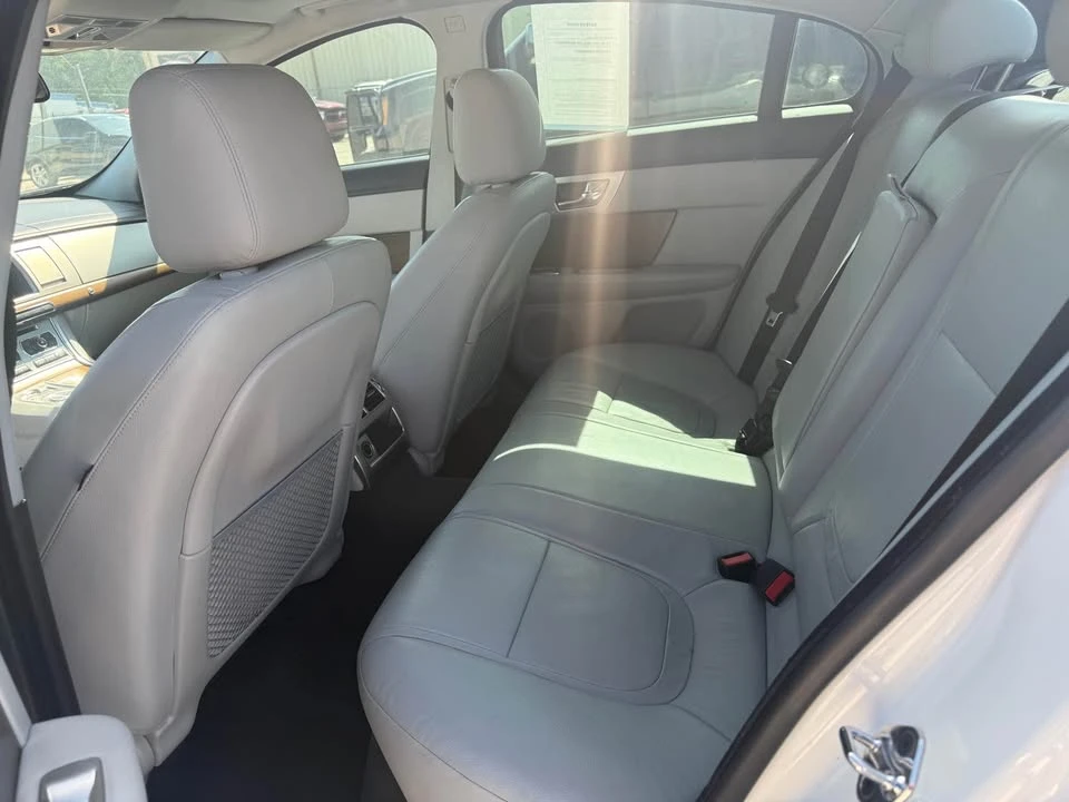 2015 Jaguar X250 XF - Image 10 of 11
