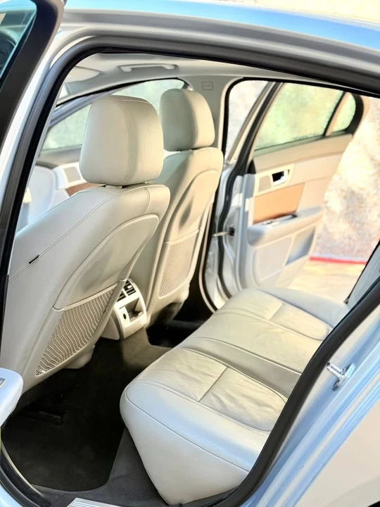2015 Jaguar X260 XF - Image 14 of 15