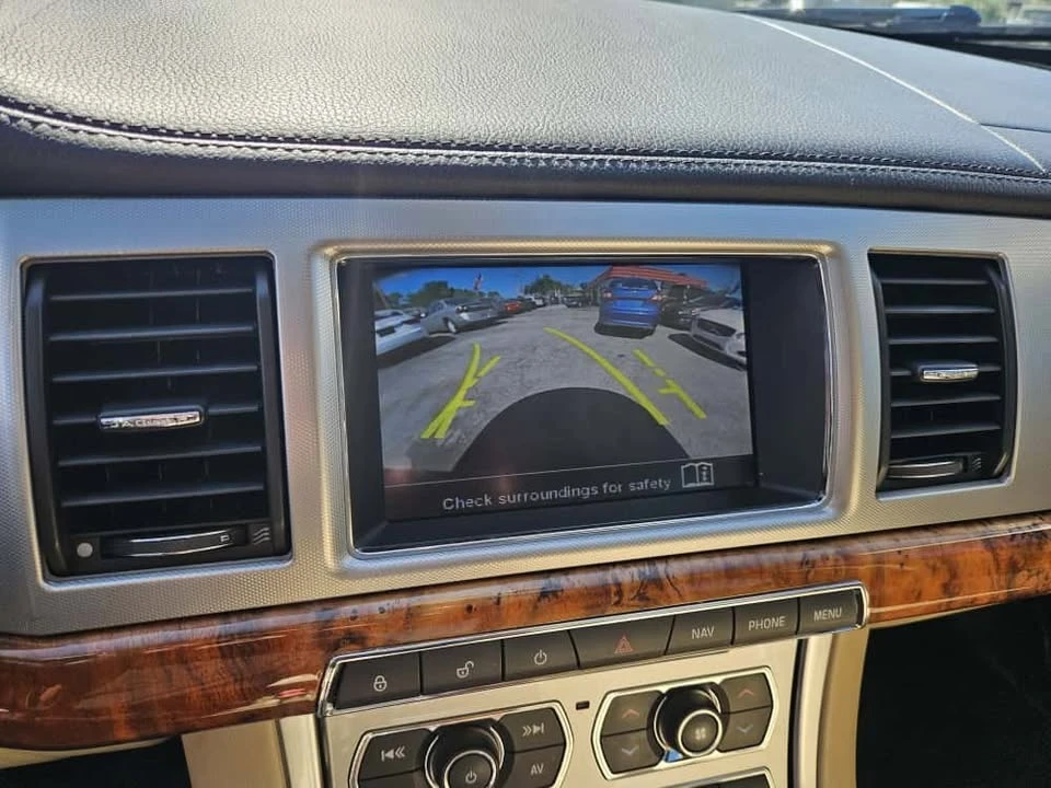 2015 Jaguar X260 XF - Image 12 of 14