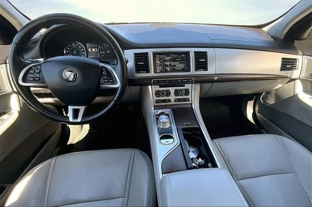 2015 Jaguar X250 XF - Image 16 of 20