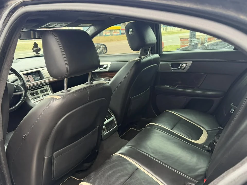 2015 Jaguar X250 XF - Image 9 of 11