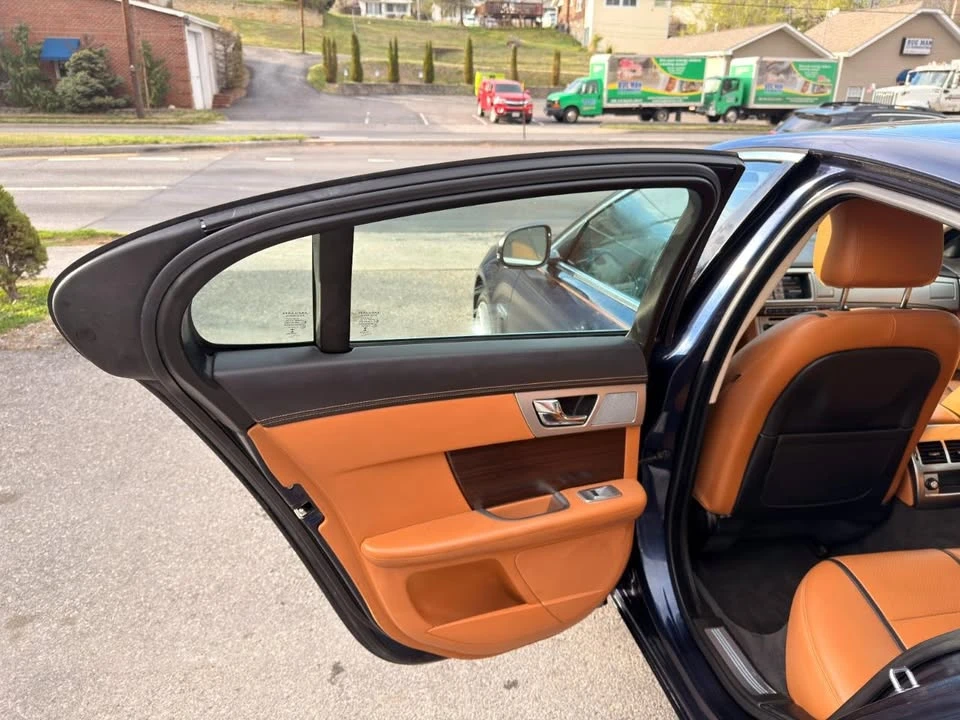 2015 Jaguar X250 XF - Image 10 of 18