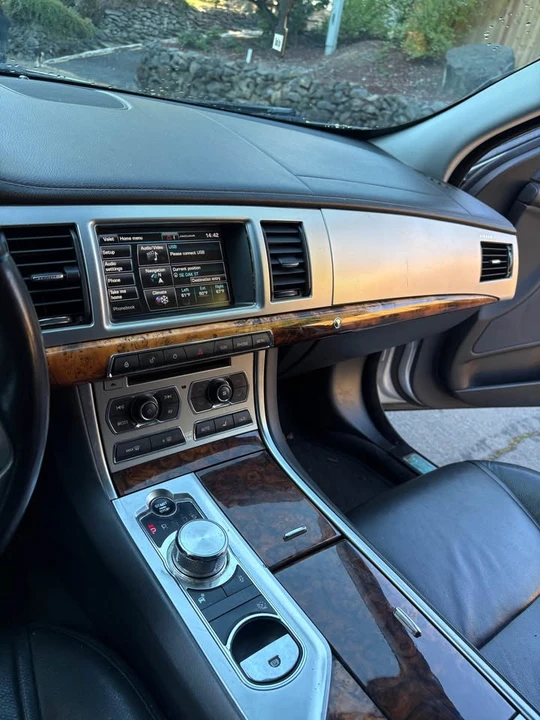 2015 Jaguar X250 XF - Image 9 of 11